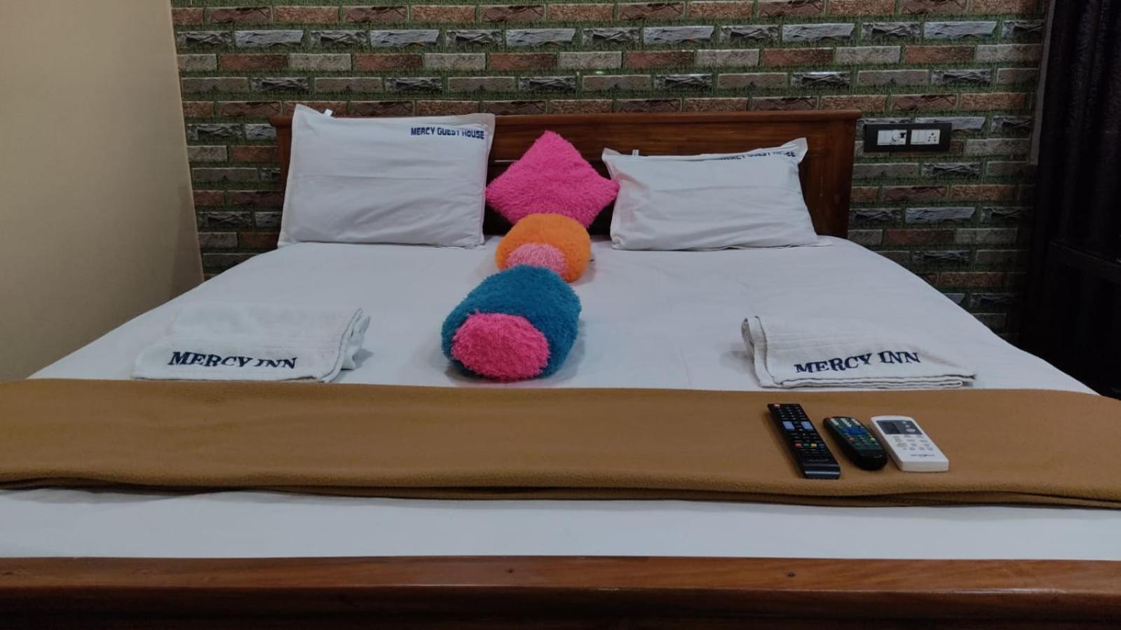 Mercy Inn Ченай Екстериор снимка